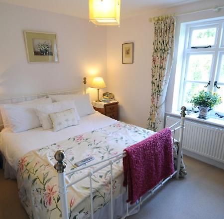 Blackbrook House Bed And Breakfast Dorking Exteriér fotografie